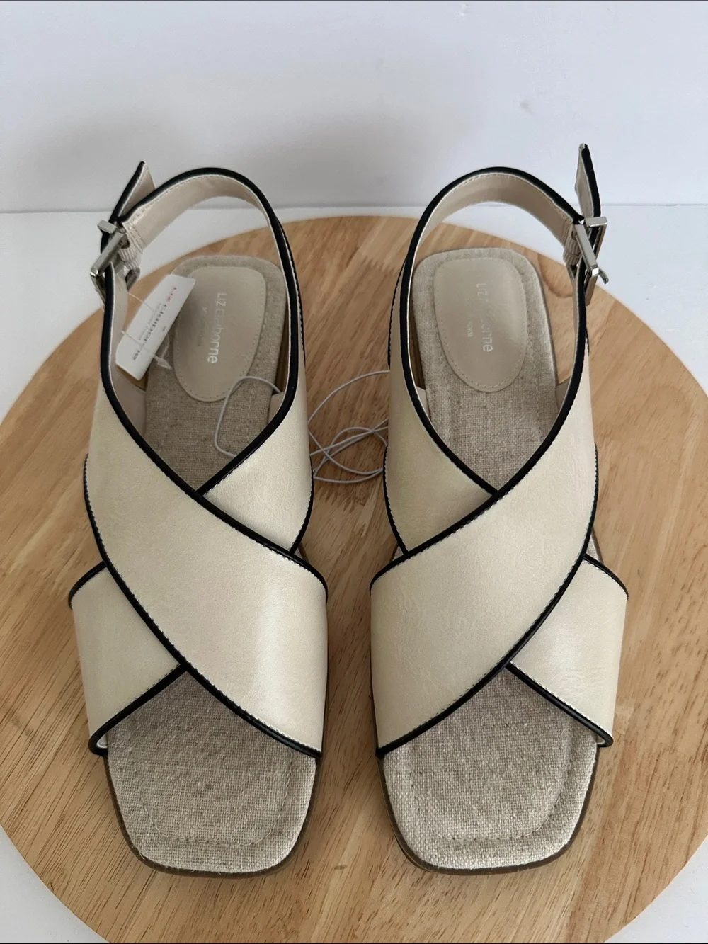 Liz Claiborne Womens Harmony Criss Cross Strap Flat Sandals